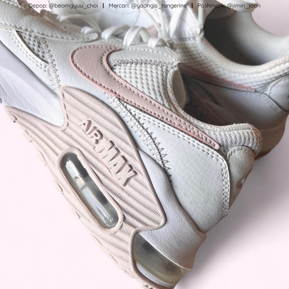 Pink and white Nike Air Max Excee shoes - Picture 4 of 7